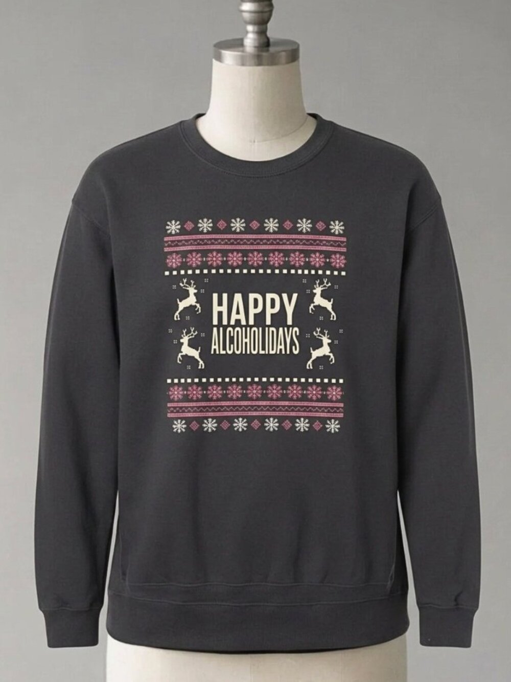 Hanes | Black Happy Alcoholidays Funny Christmas Sweatshirt or Crewneck | Sz M